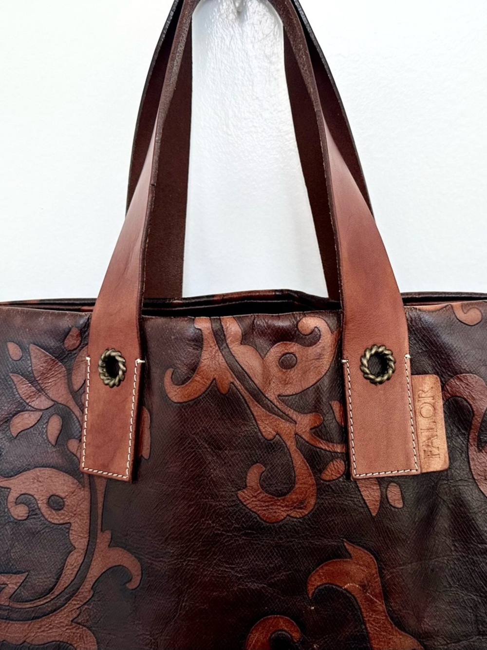 Falor le Borse Hand Tooled Leather Tote Bag in Brown - Picture 9 of 15